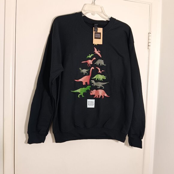 Gildan [Natural  history museum] Sweaters - NWT Gildan crewneck sweatshirt black  medium